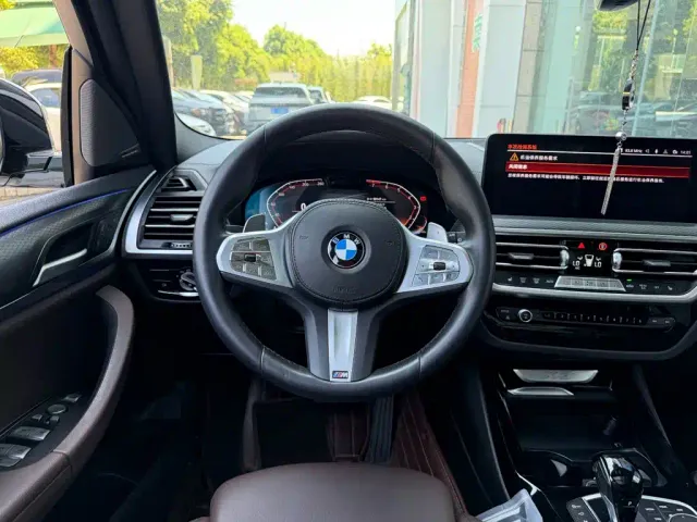 BMW X3 — Фото автомобиля 14