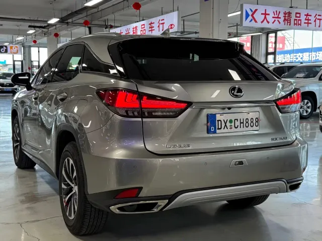Lexus RX — Фото автомобиля 6