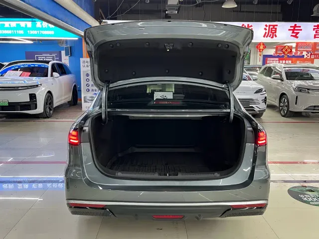 Geely Galaxy Stellar 6 — Фото автомобиля 15