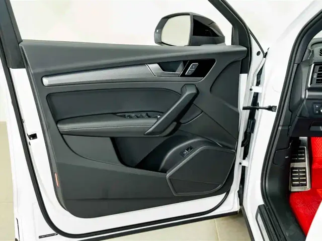 Audi Q5L — Фото автомобиля 16