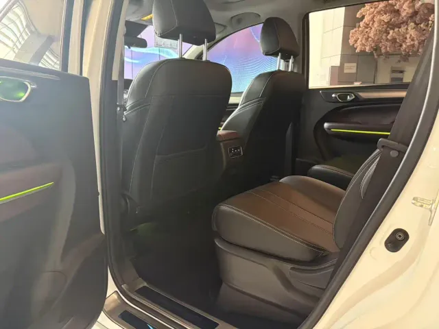 GAC Trumpchi M6 — Фото автомобиля 8