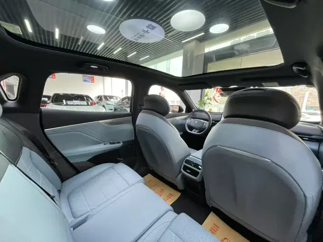 Deepal S05 — Фото автомобиля 7