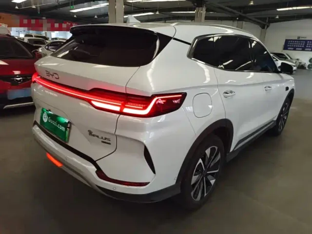 BYD Song PLUS — Фото автомобиля 6