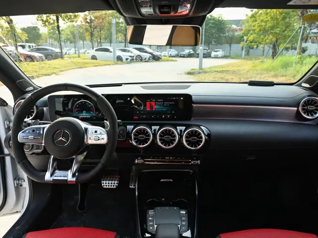 Mercedes-Benz A-Class AMG — Фото автомобиля 9
