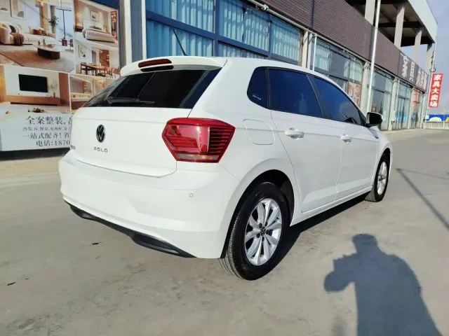Volkswagen Polo — Фото автомобиля 6