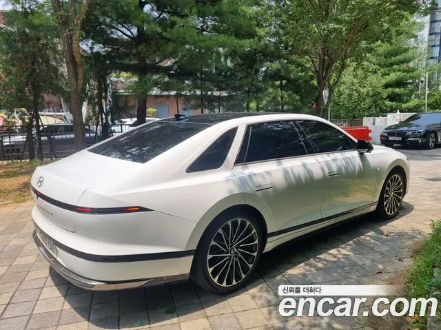 Hyundai Grandeur Grandeur (GN7) 3.5 Бензин 4WD — Фото автомобиля 4
