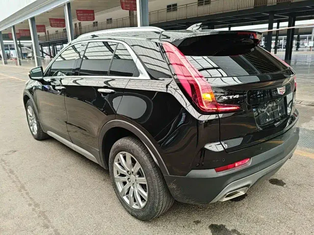 Cadillac XT4 — Фото автомобиля 4