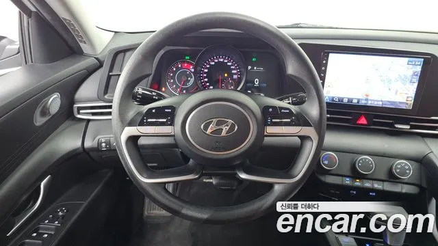 Hyundai AVANTE Avante (CN7) — Фото автомобиля 13