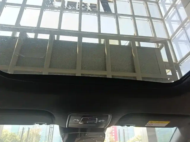 BYD Qin L — Фото автомобиля 17