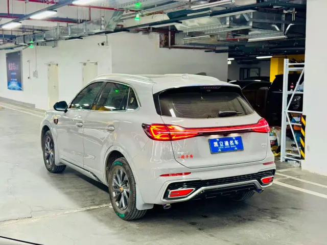 Hongqi HS5 — Фото автомобиля 3