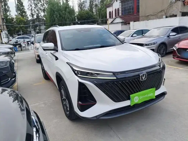 Changan CS75 Plus — Фото автомобиля 3
