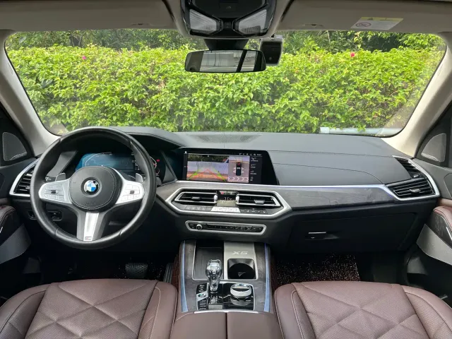 BMW X5 — Фото автомобиля 6