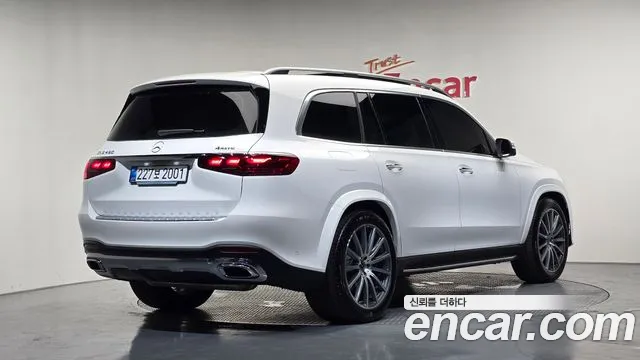 Mercedes-Benz GLS-Class — Фото автомобиля 2