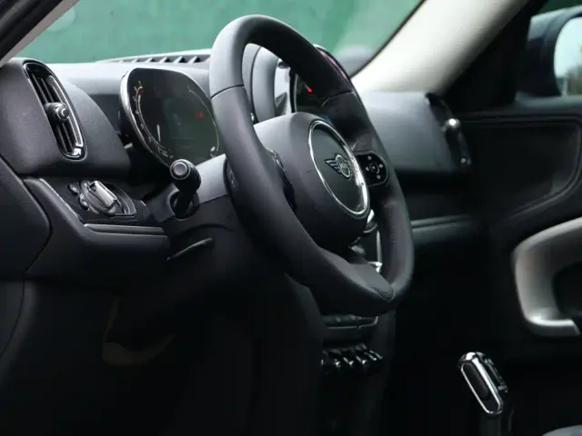 MINI Countryman — Фото автомобиля 14