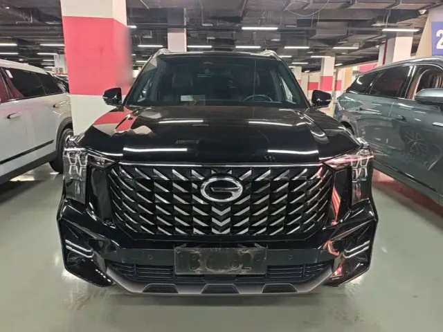 GAC Trumpchi GS8 — Фото автомобиля 2
