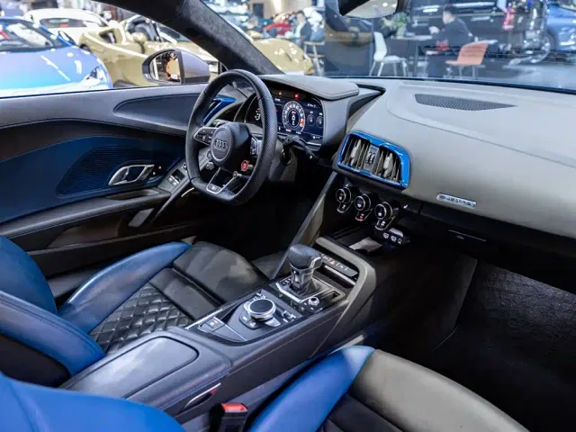 Audi R8 — Фото автомобиля 15