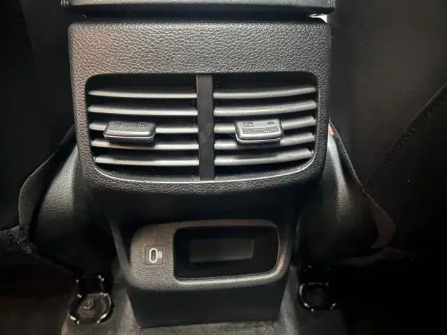 Kia Seltos — Фото автомобиля 16