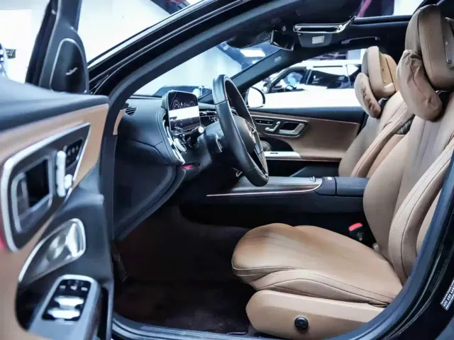 Mercedes-Benz E-Class — Фото автомобиля 7