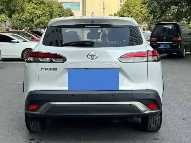 Toyota Frontlander — Фото автомобиля 7