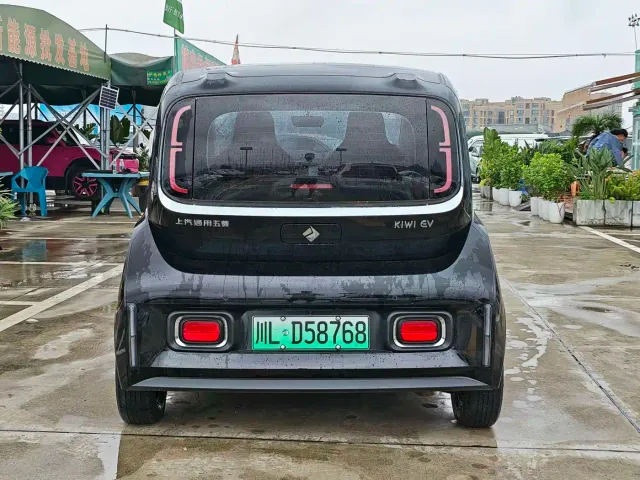 Baojun KiWi EV — Фото автомобиля 4