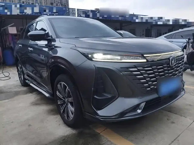 Changan Changan CS75 PLUS 2023 3rd Gen 1.5T Auto Premium — Фото автомобиля 3