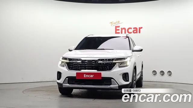 Kia Seltos New — Фото автомобиля 3