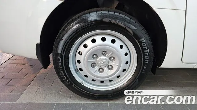 Hyundai Staria Staria Карго 5 мест — Фото автомобиля 5