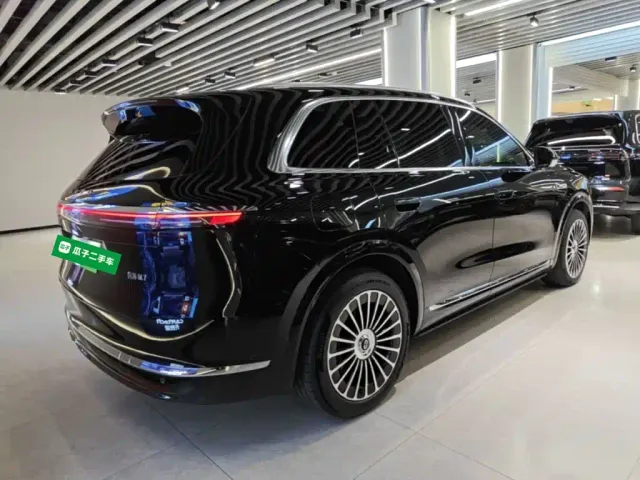 Aito M7 — Фото автомобиля 6