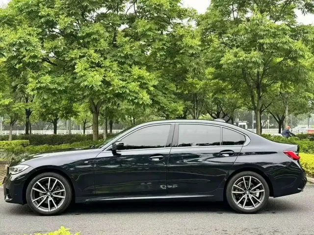 BMW BMW 3 Series 2022 325Li M Sport Package — Фото автомобиля 3
