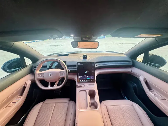 Nio EC6 — Фото автомобиля 18