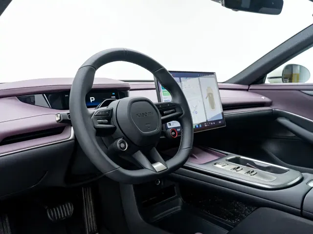 Xiaomi SU7 — Фото автомобиля 10
