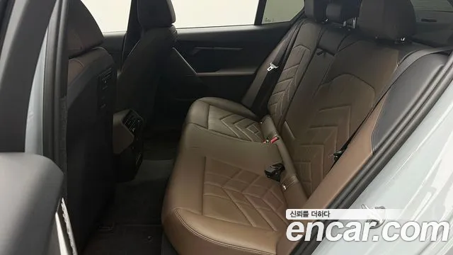 BMW 5 Series G60 — Фото автомобиля 15