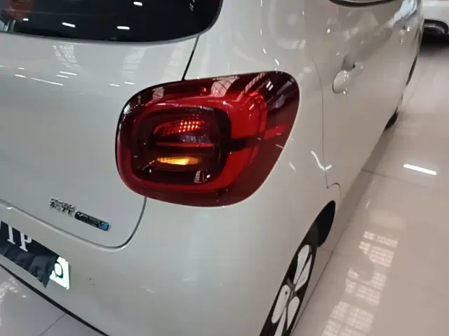 Wuling Hongguang Mini EV — Фото автомобиля 7