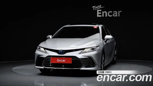 Toyota Camry — Фото автомобиля 3