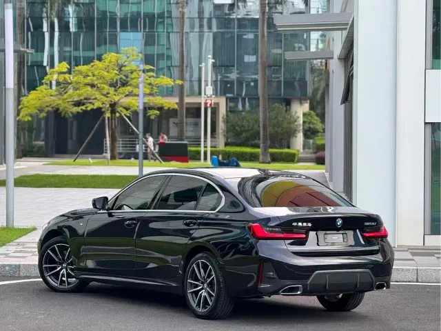 BMW 3 Series — Фото автомобиля 19