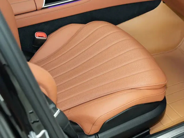 Mercedes-Benz S-Class — Фото автомобиля 15