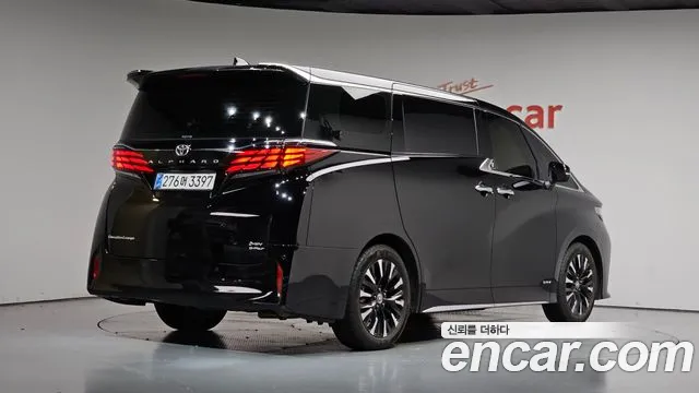 Toyota Alphard 4th Gen — Фото автомобиля 2