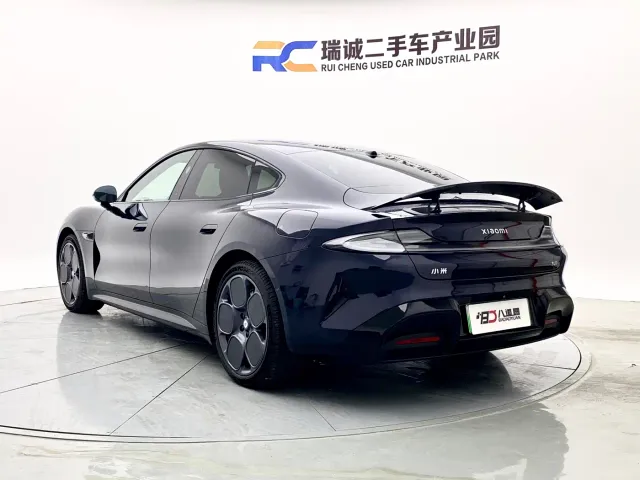 Xiaomi SU7 — Фото автомобиля 7