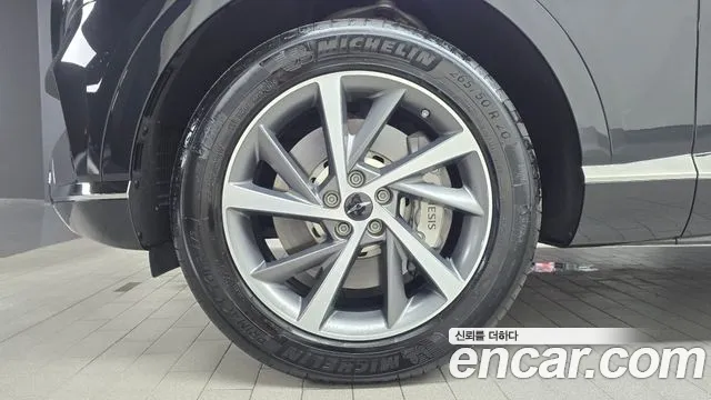 Genesis GV80 2.5T Бензин AWD — Фото автомобиля 4