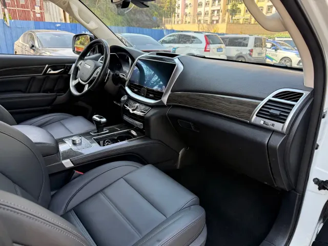 Haval H9 — Фото автомобиля 14
