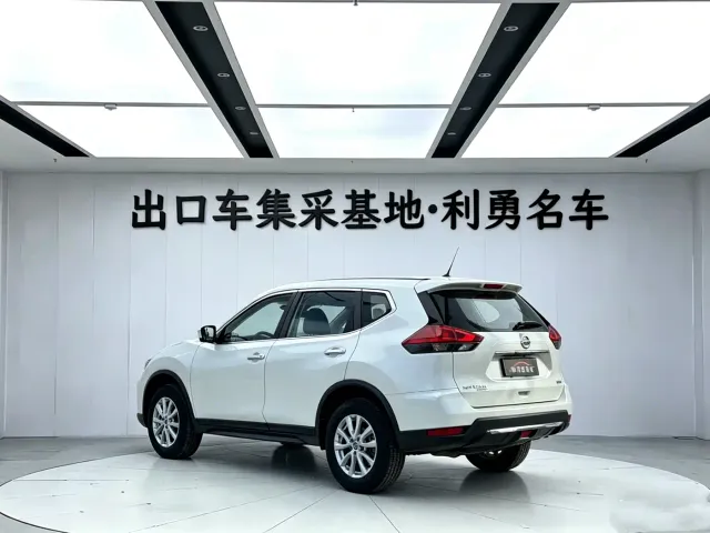Nissan X-Trail — Фото автомобиля 5