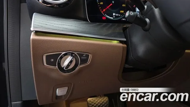 Mercedes-Benz E-Class W213 — Фото автомобиля 26