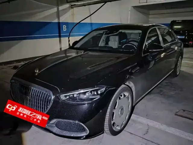 Фотография автомобиля — Mercedes-Benz Maybach S-Class