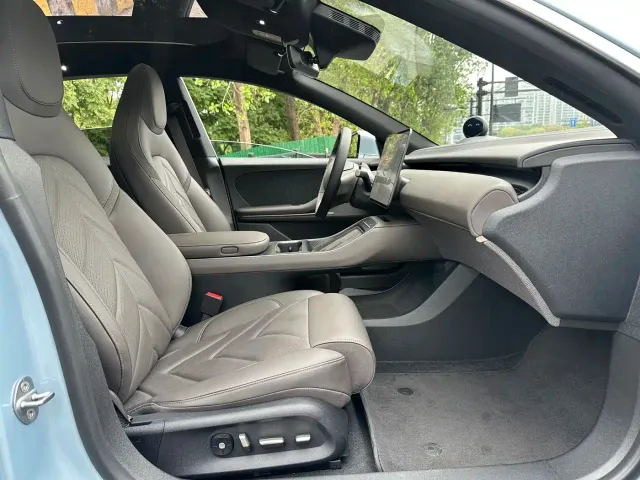 Nio ET5 Touring — Фото автомобиля 11