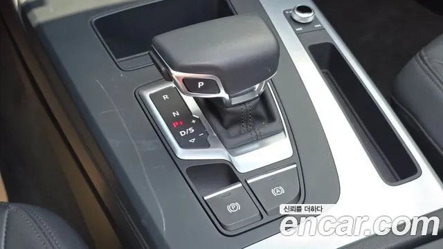 Audi Q5 40 TDI quattro — Фото автомобиля 12