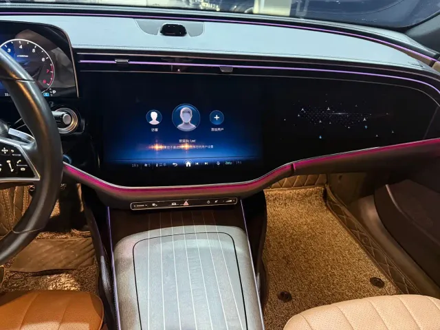 Mercedes-Benz E-Class — Фото автомобиля 6