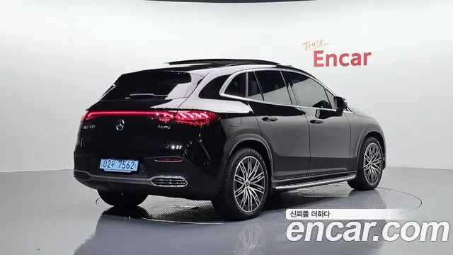 Mercedes-Benz EQE — Фото автомобиля 2