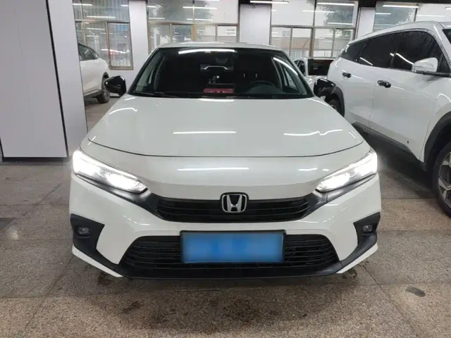 Honda Civic — Фото автомобиля 2