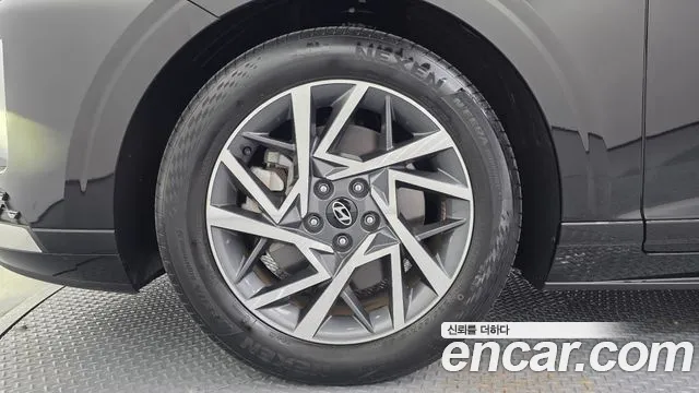 Hyundai Grandeur GN7 — Фото автомобиля 5