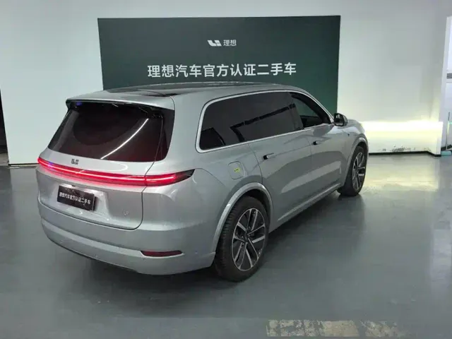 Li Auto L9 — Фото автомобиля 3